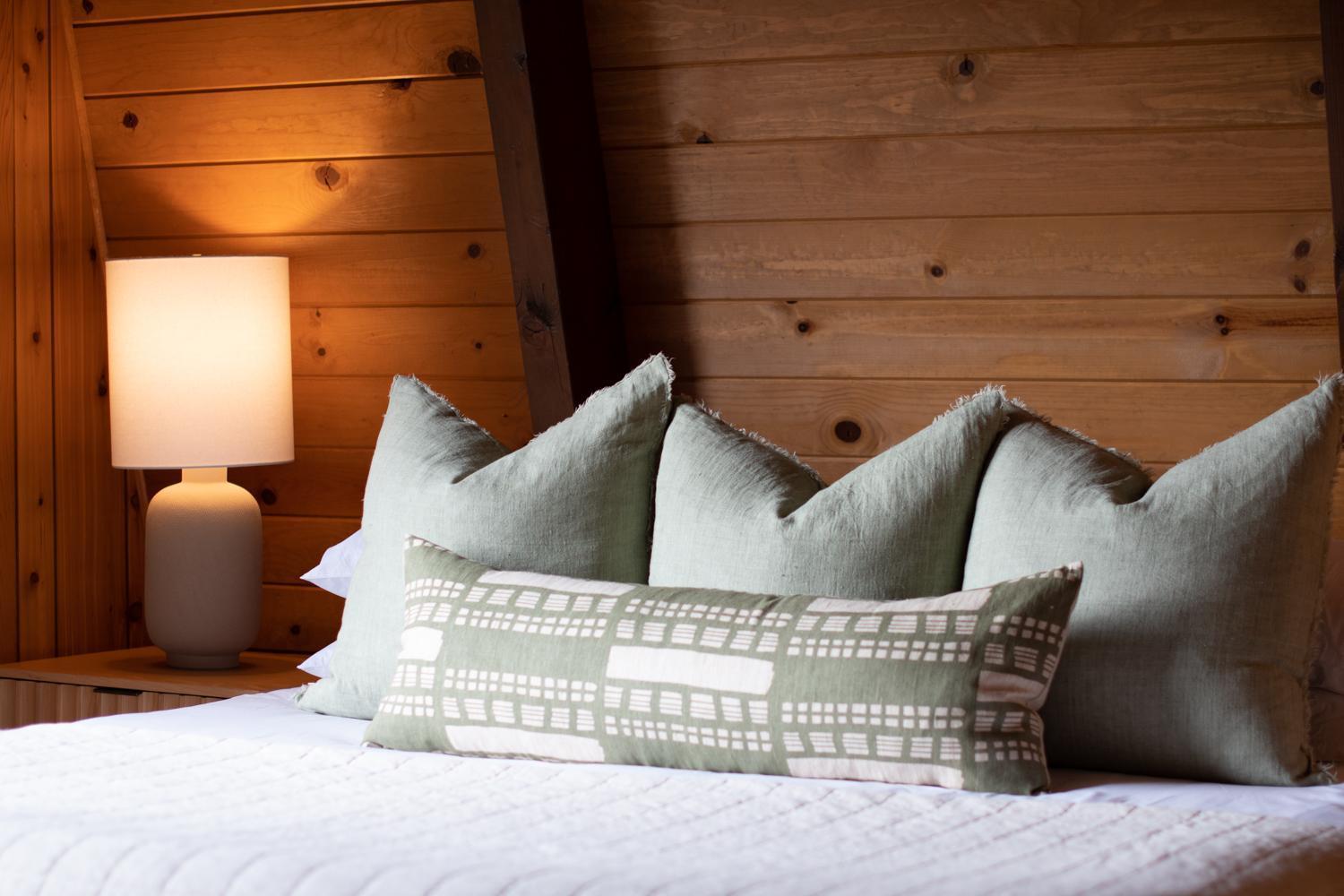Pet & Kid Friendly Cozy Cabin, Bbq, Firepit, Outdoor Dining, Forest Views レイク・アローヘッド エクステリア 写真