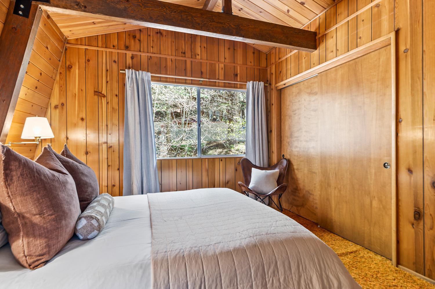 Pet & Kid Friendly Cozy Cabin, Bbq, Firepit, Outdoor Dining, Forest Views レイク・アローヘッド エクステリア 写真